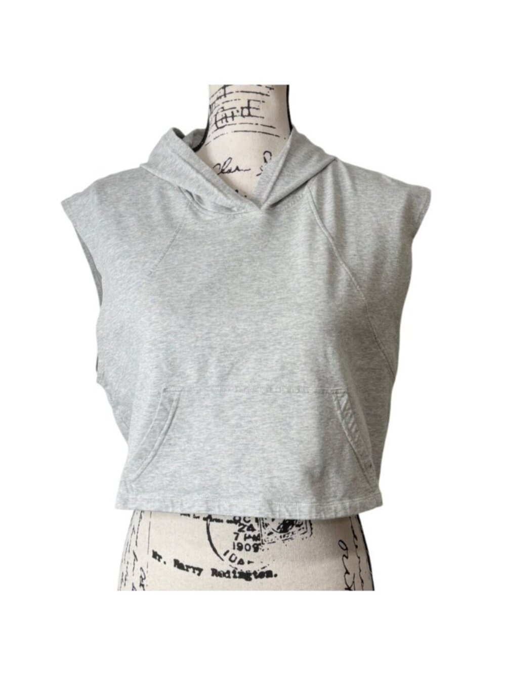 Arcteryx Womens Size M Gray Cropped Sleeveless Hoodie